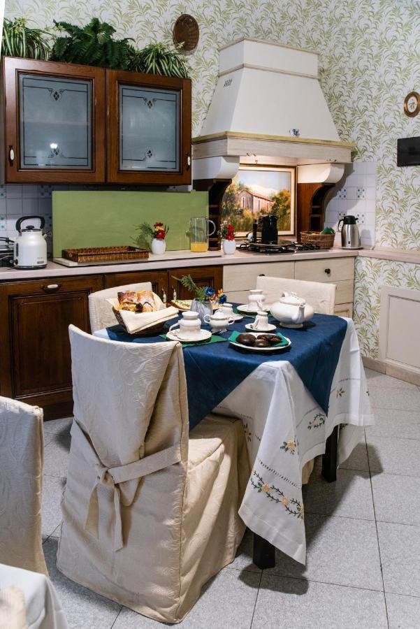 Santa Caterina Da Siena Couette-café Catane