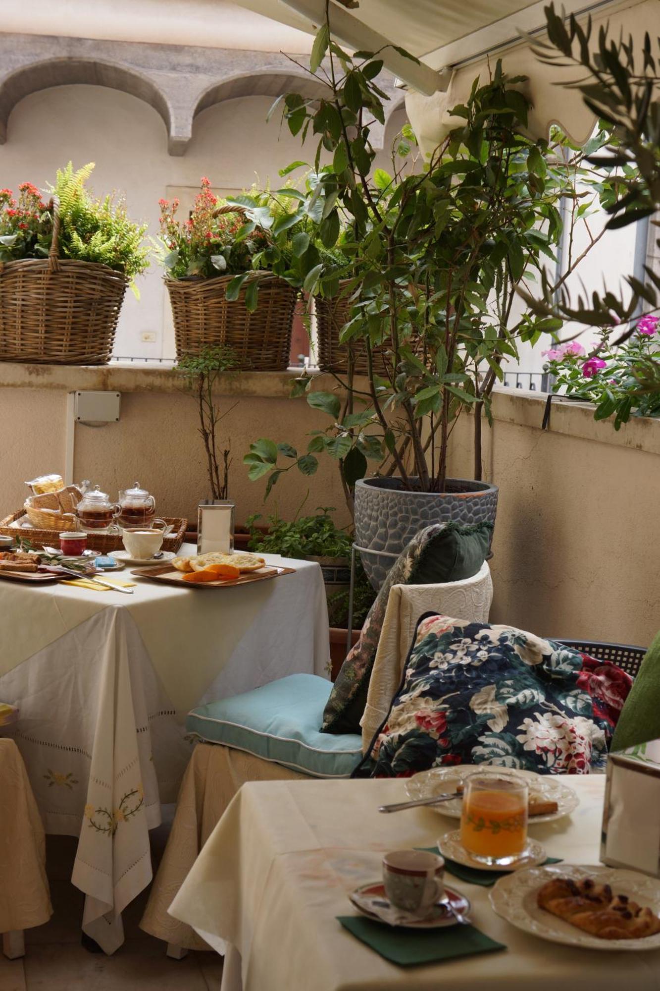 Santa Caterina Da Siena Couette-café Catane
